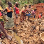 Women provide extensive labour at the gold mine workings, where all excavations are done by hand © Guy Oliver / IRIN 